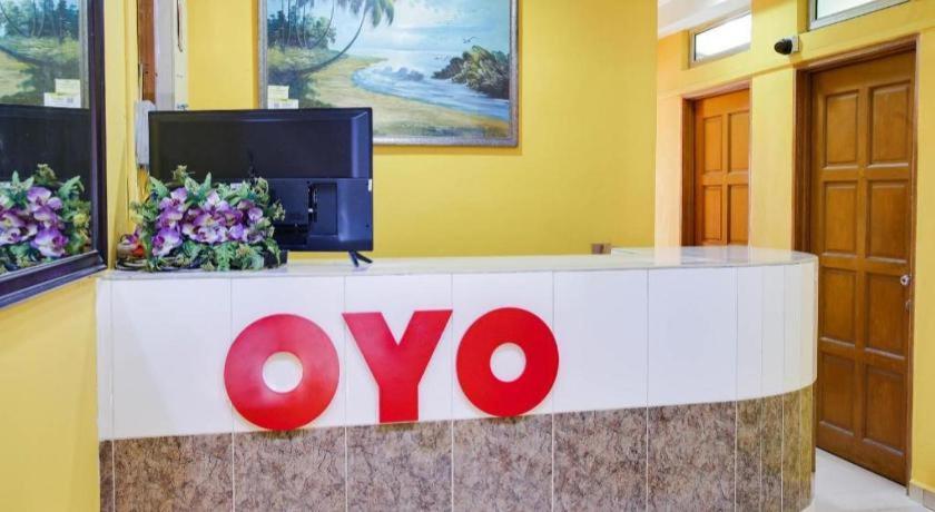 Oyo 89406 Lucky Budget Hotel Nilai Dış mekan fotoğraf